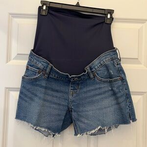 Abercrombie & Fitch Maternity 4 Inch Mom Shorts